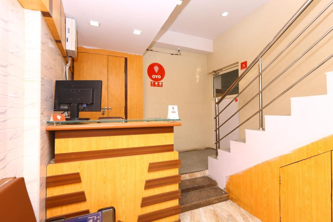 Oyo 7224 Krishna Prasad Hotel Chennai Exterior photo